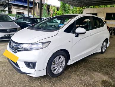 2016 Honda Jazz E