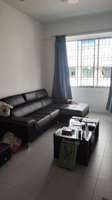 Apartment For Sale in Delta Heights