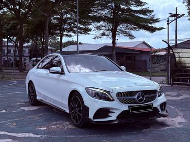 2019 Mercedes Benz C300 300 AMG LINE (CKD)