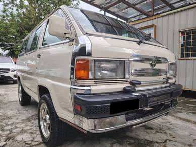 Toyota LiteAce in Ampang Hilir, KUL