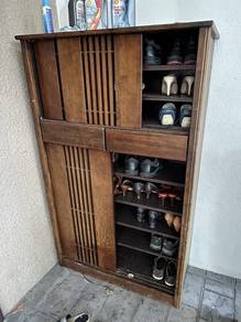 Almari rak kasut solid wood 160 cm