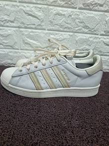uk6 Adidas Superstar Sneakers