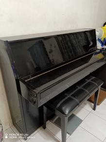 Piano for sale 
