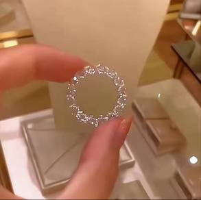 Ferris Wheel Transparent Ring Size 6