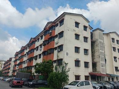Flat For Sale in Taman Sri Manja