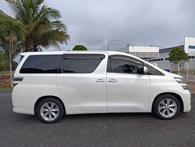 Toyota Vellfire Z in Bandar Pusat Jengka, PHG