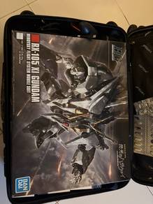 BANDAI HGUC 1/144 XI Gundam