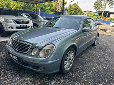 2004 Mercedes Benz E240 240 CLASSIC (CBU)