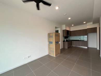 Condominium For Rent in THE VUE @ MONTEREZ
