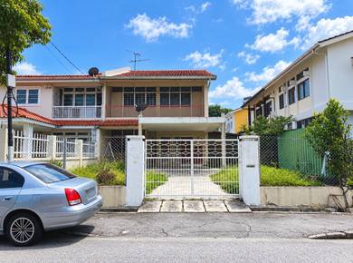 Semi-Detached House For Sale in Jelutong,PNG