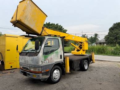 2013 Mitsubishi Fuso AICHI Mobile Skylift Lori