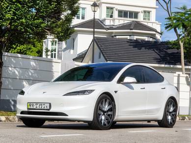 Tesla Model 3 LONG RANGE AWD (FULL SELF-DRIVE) in Greenlane, PNG