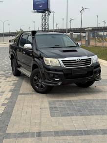 Toyota Hilux VNT in Johor Bahru, JHR