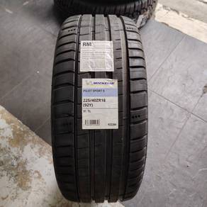 225 40 18 Michelin PS5 PILOT SPORT 5 mercs VW