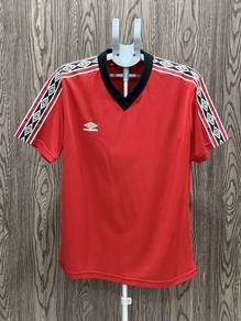MU5482	Vintage Jersi Umbro Treble Side Tape