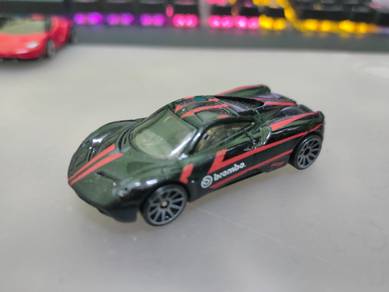 Hotwheels Black Brembo Pagani Huayra
