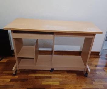 Computer  Table on Wheels