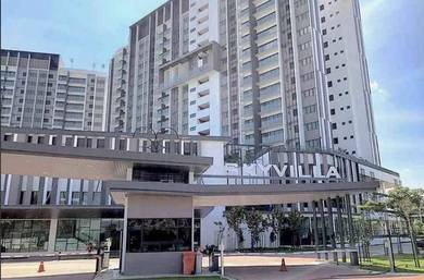 Condominium For Auction in Skyvilla @ D Island