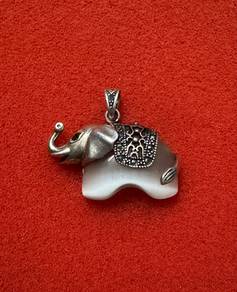 Silver Elephant Pendant