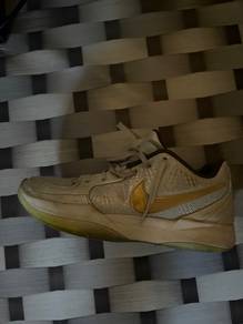 NIKE JA MORANT 2 chrismas edition