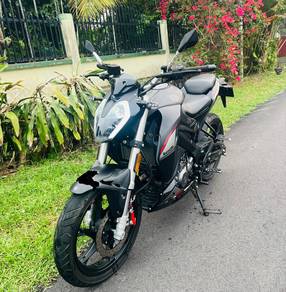 Benelli 150S