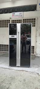 Hitachi side by side glass doors refrigerator 605L