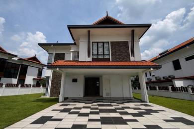 Bungalow House For Sale in Bangi,SGR