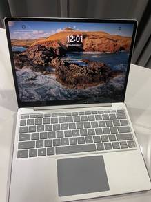 Microsoft Surface Laptop Go 2