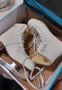 BAUD Ladies Figure Ice Skates - Size 38 