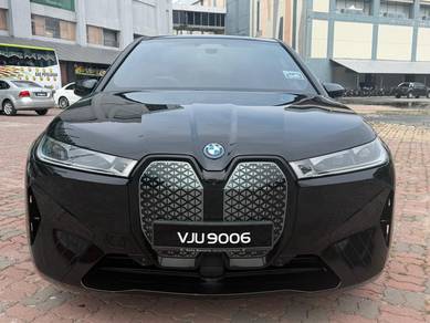 BMW iX xDRIVE40 SPORT in Seri Kembangan, SGR