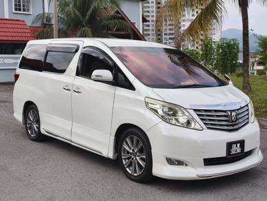 Toyota Alphard 240G in Selayang, SGR