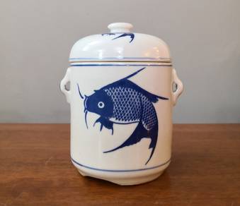 Oriental soup bowl fish motiff hand painted