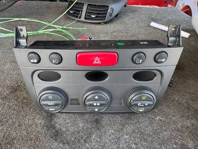 No 17-1-8 Alfa Romeo GT Aircond Switch