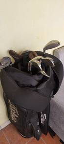 Used Golf Club Set with Titleist Golf Bag & Odysse