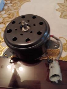 Saga vvt radiator fan motor