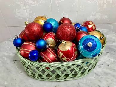 LOT Vintage Christmas Balls & Baubles