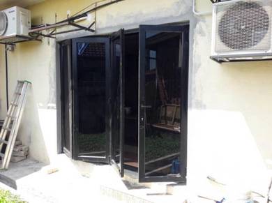 Pintu Folding Kace Bilik Office (Aluminum&Kace)