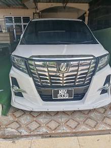 Toyota Alphard in Kota Bharu, KTN
