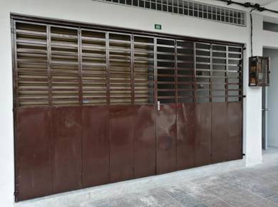 Grill Besi Pintu Lipat
