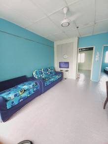 Flat For Rent in Pangsapuri Teratai @ Taman Bukit Subang