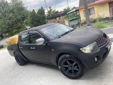 Mitsubishi Triton LITE in Ipoh, PRK