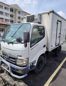 lorry hino euro 300 2016 