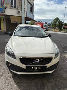 Volvo V40 T5 in Sungai Siput, PRK