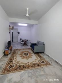 Room in Puchong, SGR