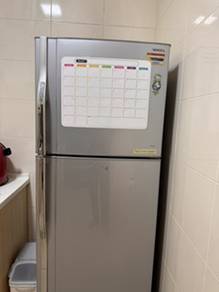 Toshiba 2 door fridge