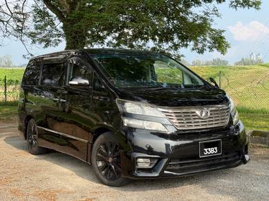 Toyota Vellfire Z in Sungai Besi, KUL