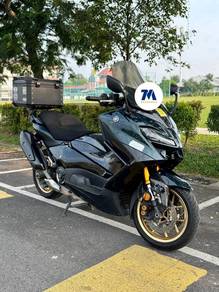 Yamaha TMAX