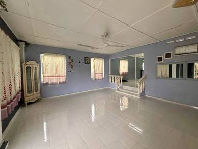 1-storey Terraced House For Sale in Ayer Molek,MLK
