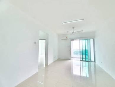 Condominium For Sale in Silk Residence
