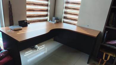 L-Shaped Office Executive Desk 